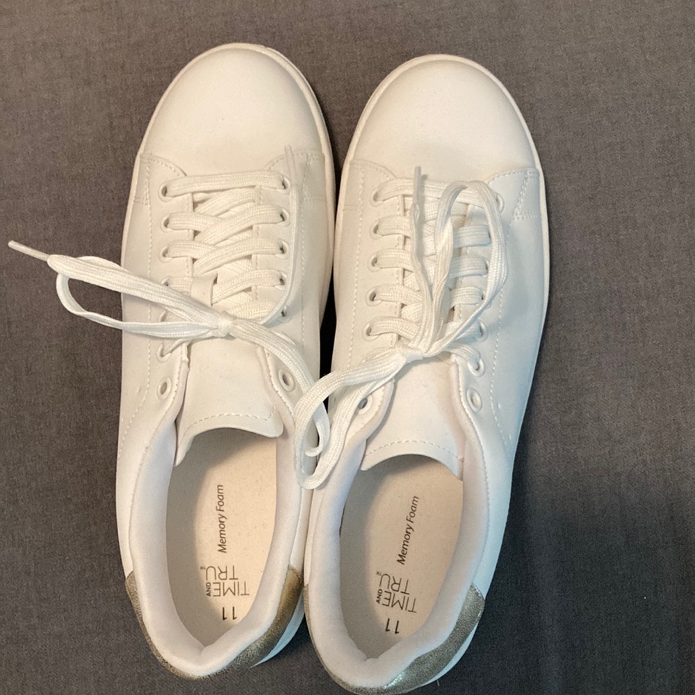 Time and Tru white Athletic Shoes Womens Size 11